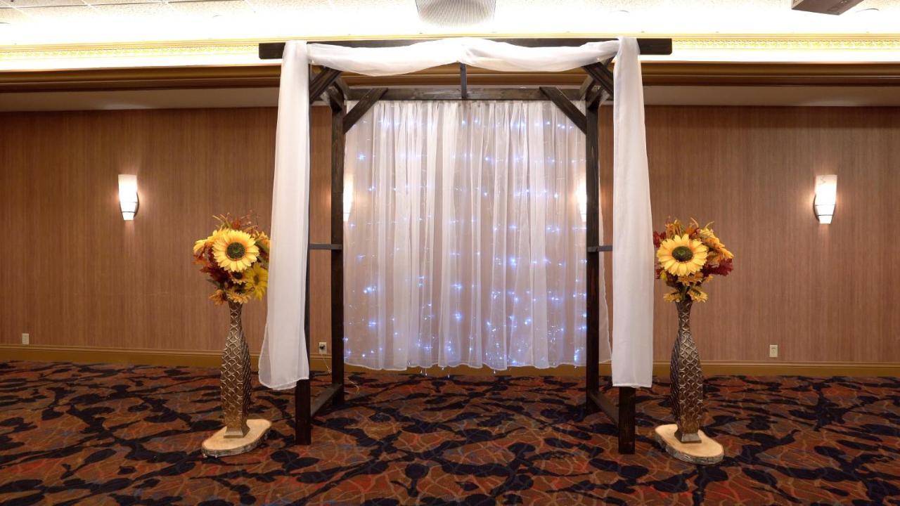 Holiday Inn Dubuque/Galena By Ihg Extérieur photo