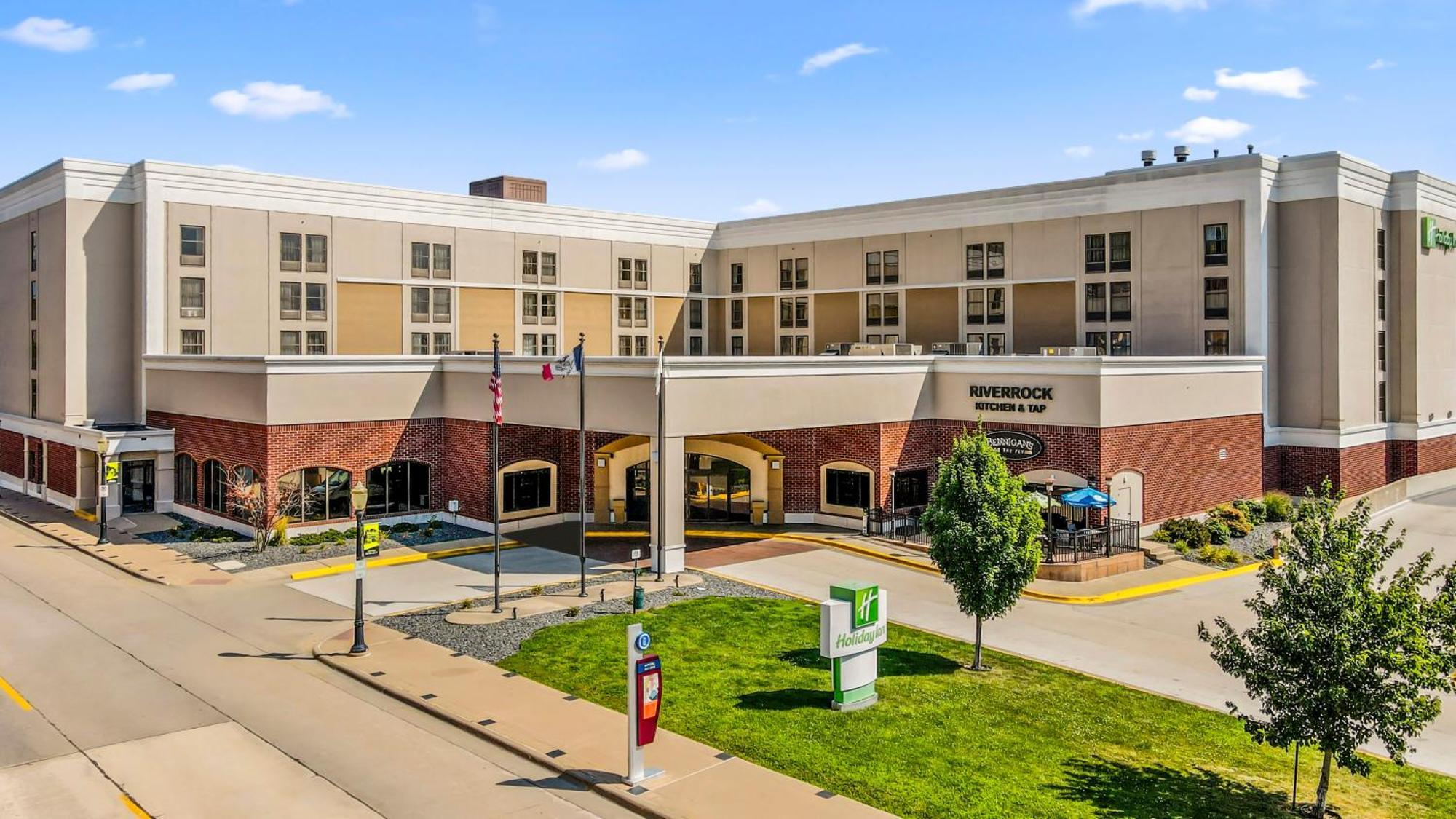 Holiday Inn Dubuque/Galena By Ihg Extérieur photo