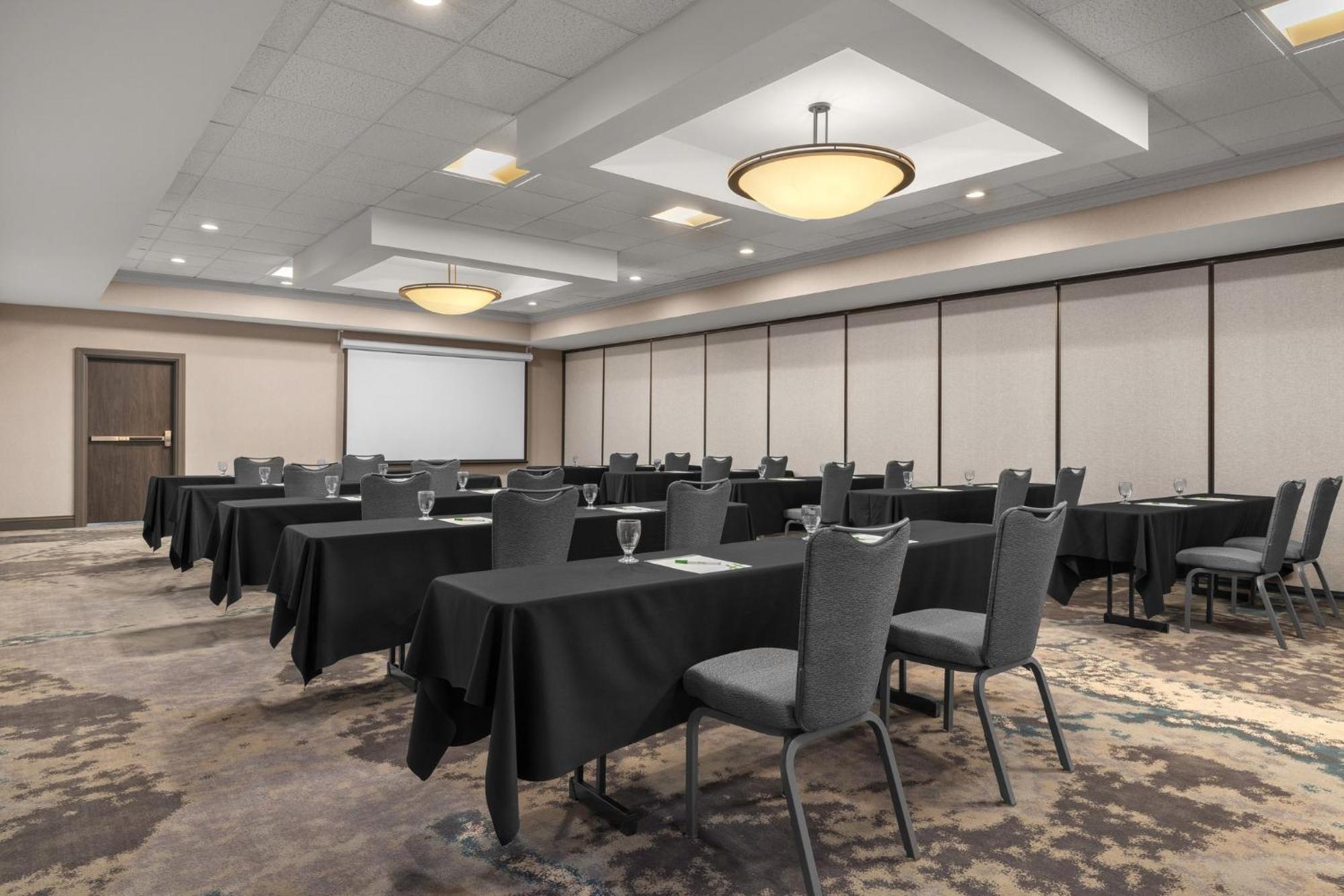 Holiday Inn Dubuque/Galena By Ihg Extérieur photo