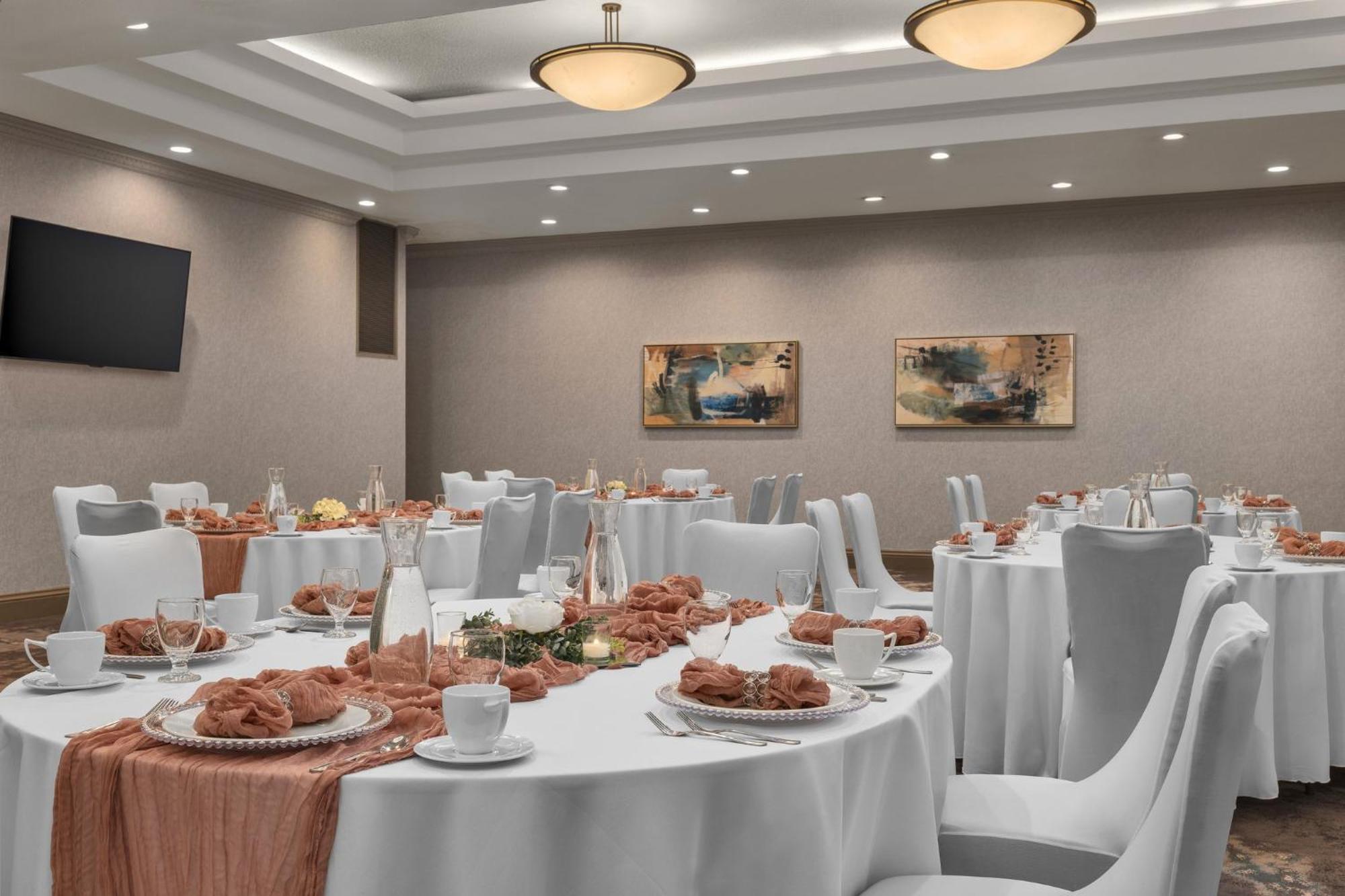 Holiday Inn Dubuque/Galena By Ihg Extérieur photo