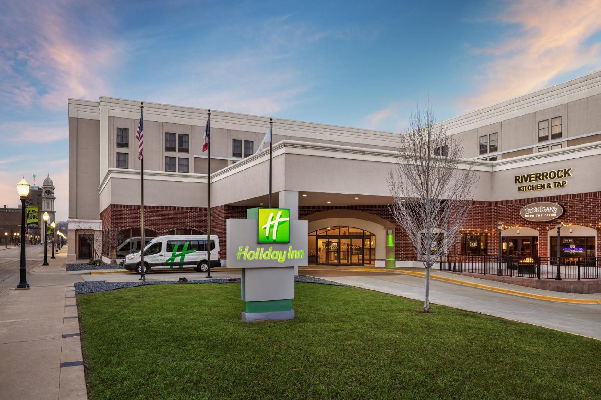 Holiday Inn Dubuque/Galena By Ihg Extérieur photo